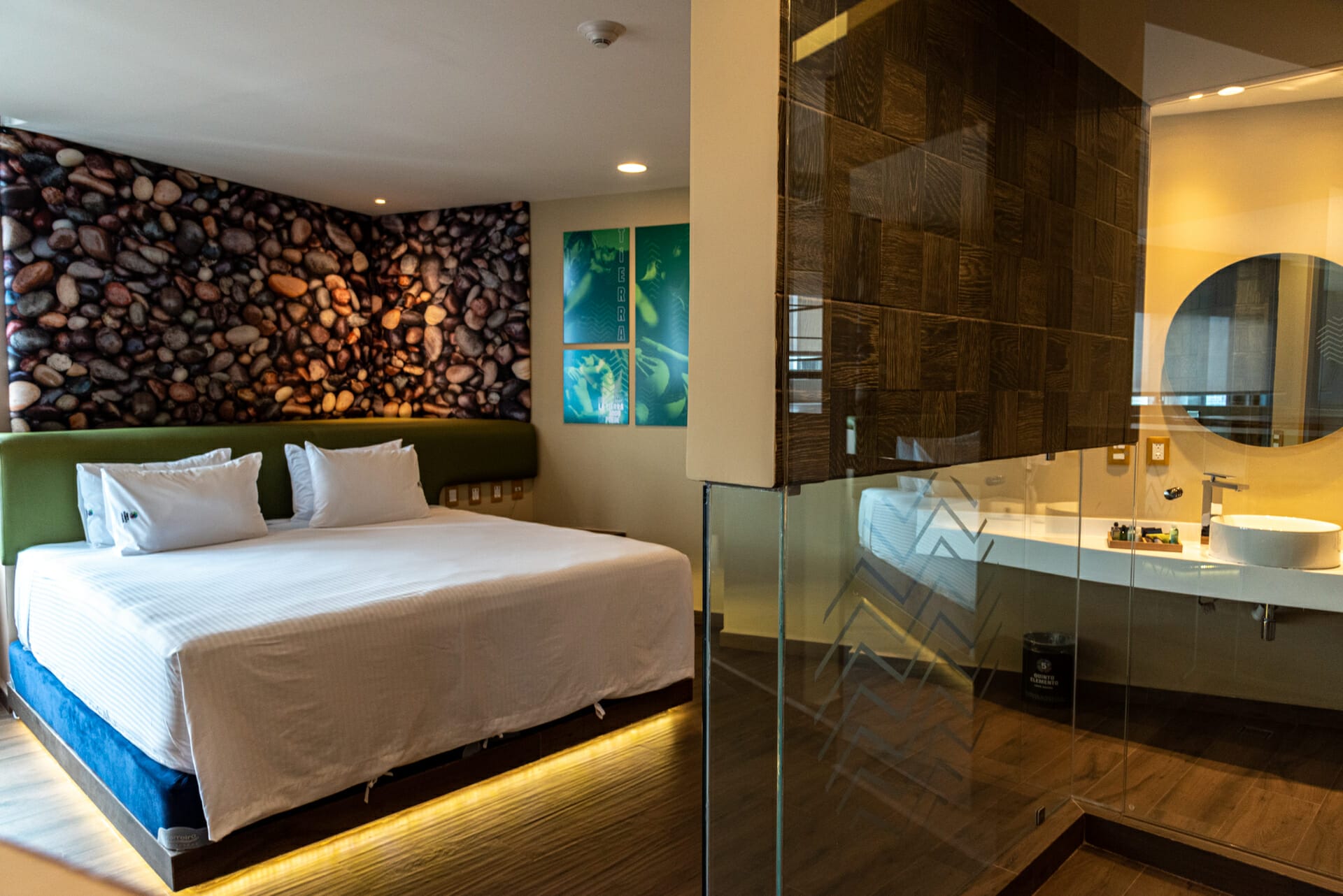 Hotel Quinto Elemento Interior Designio