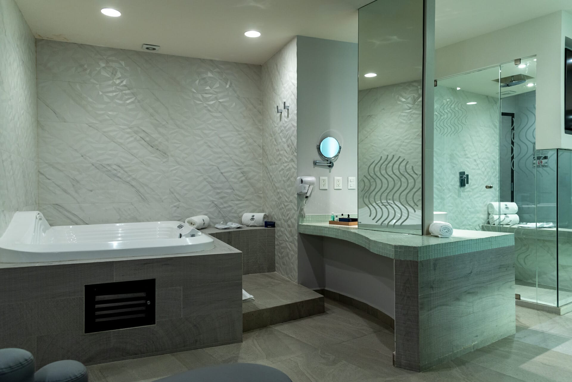 Hotel Quinto Elemento Interior Designio