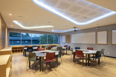cimort salones de primaria arco arquitectura contemporanea a