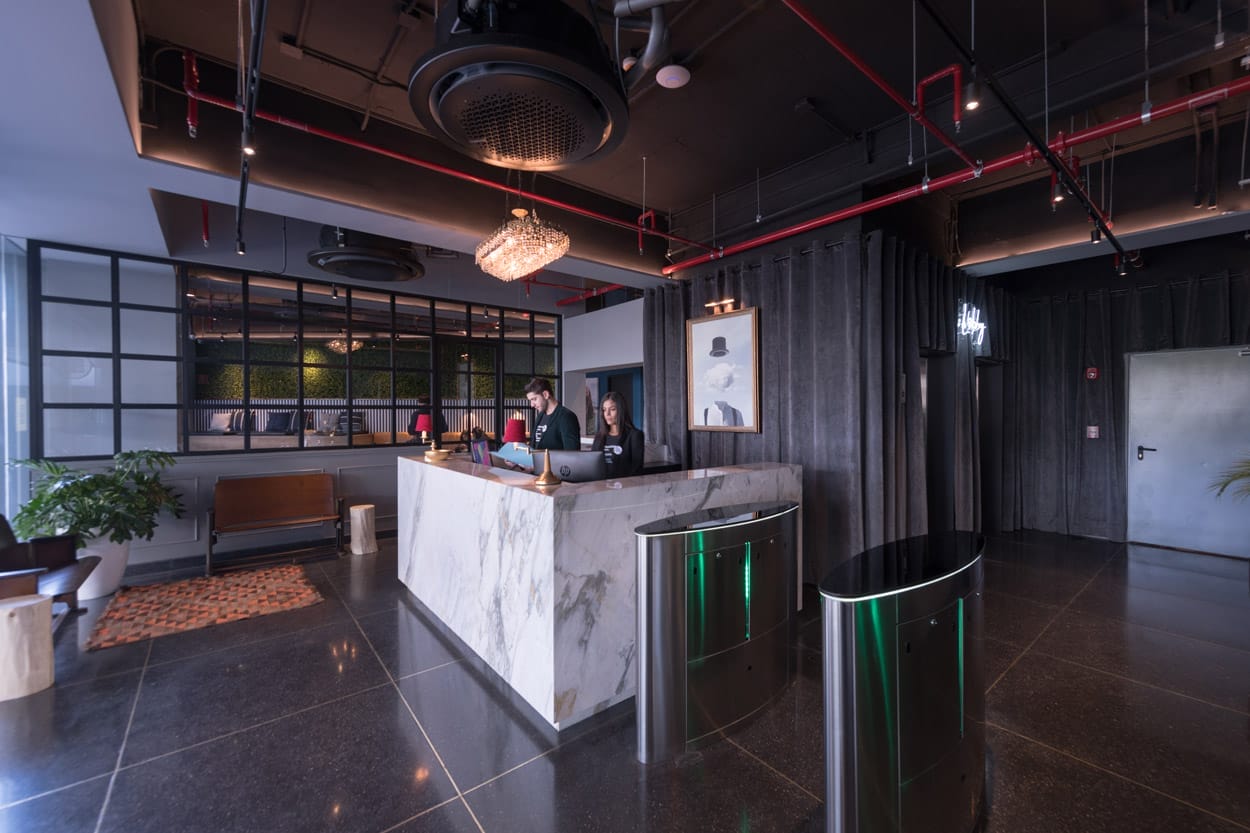 Corporativo P156