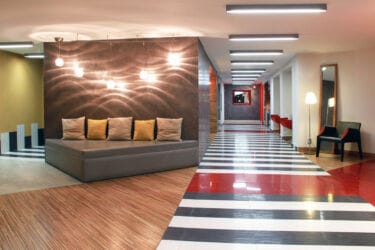 hotel howard johnson din interiorismo b